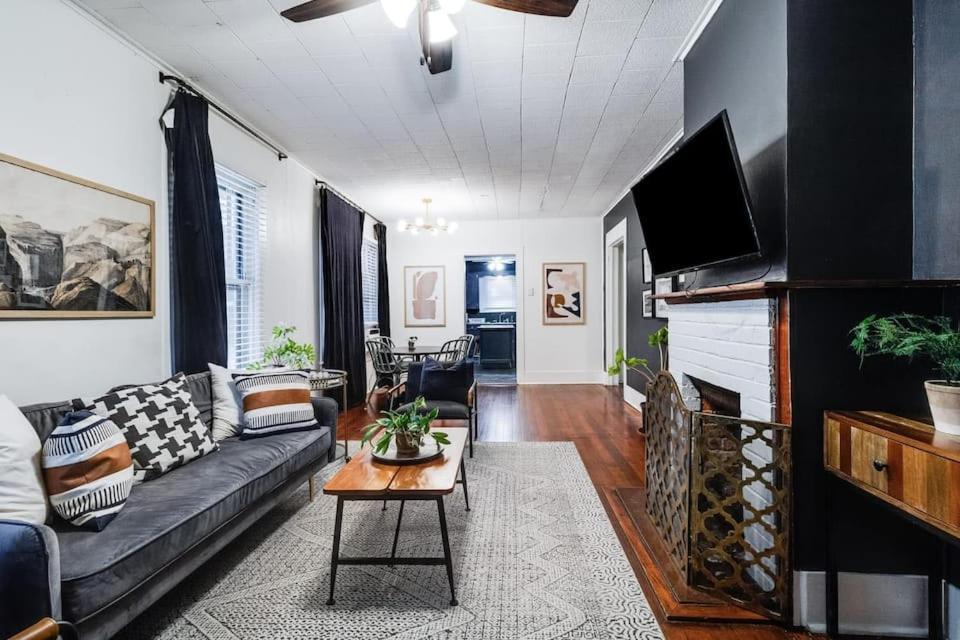 Spacious 4Br Retreat In The Heart Of Lafayette Exterior photo